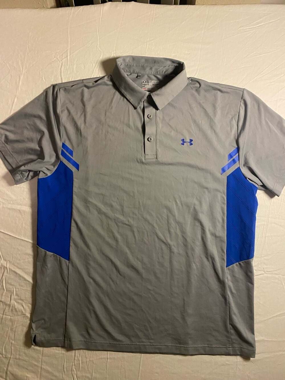 Under Armour Men's Loose Fit Gray and Blue Vented Golf Shirt Size 2XL (1008)